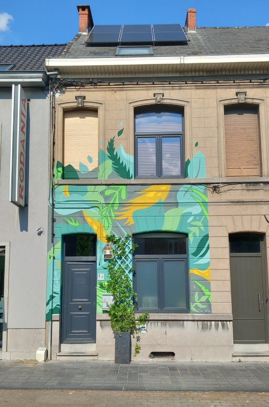 Peinture sur une façade de maison à Ath