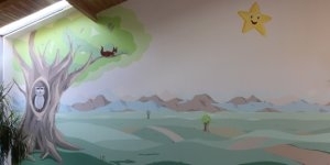 Réalisation d'une décoration murale dans un centre de rééducation pour enfants à Bruxelles