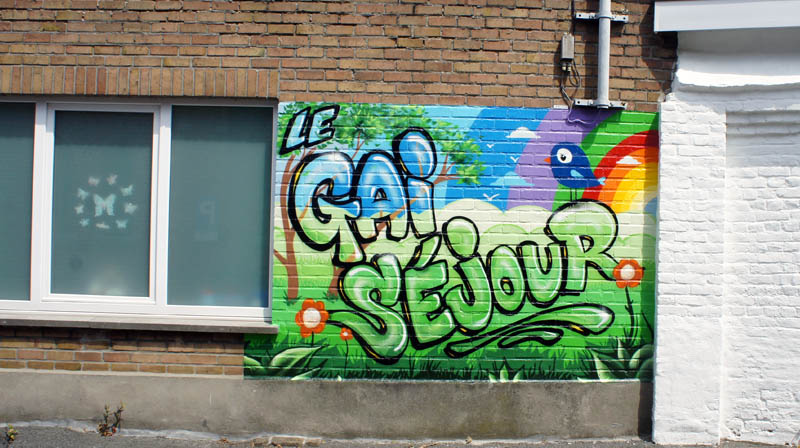 nom graffiti creche mouscron tag
